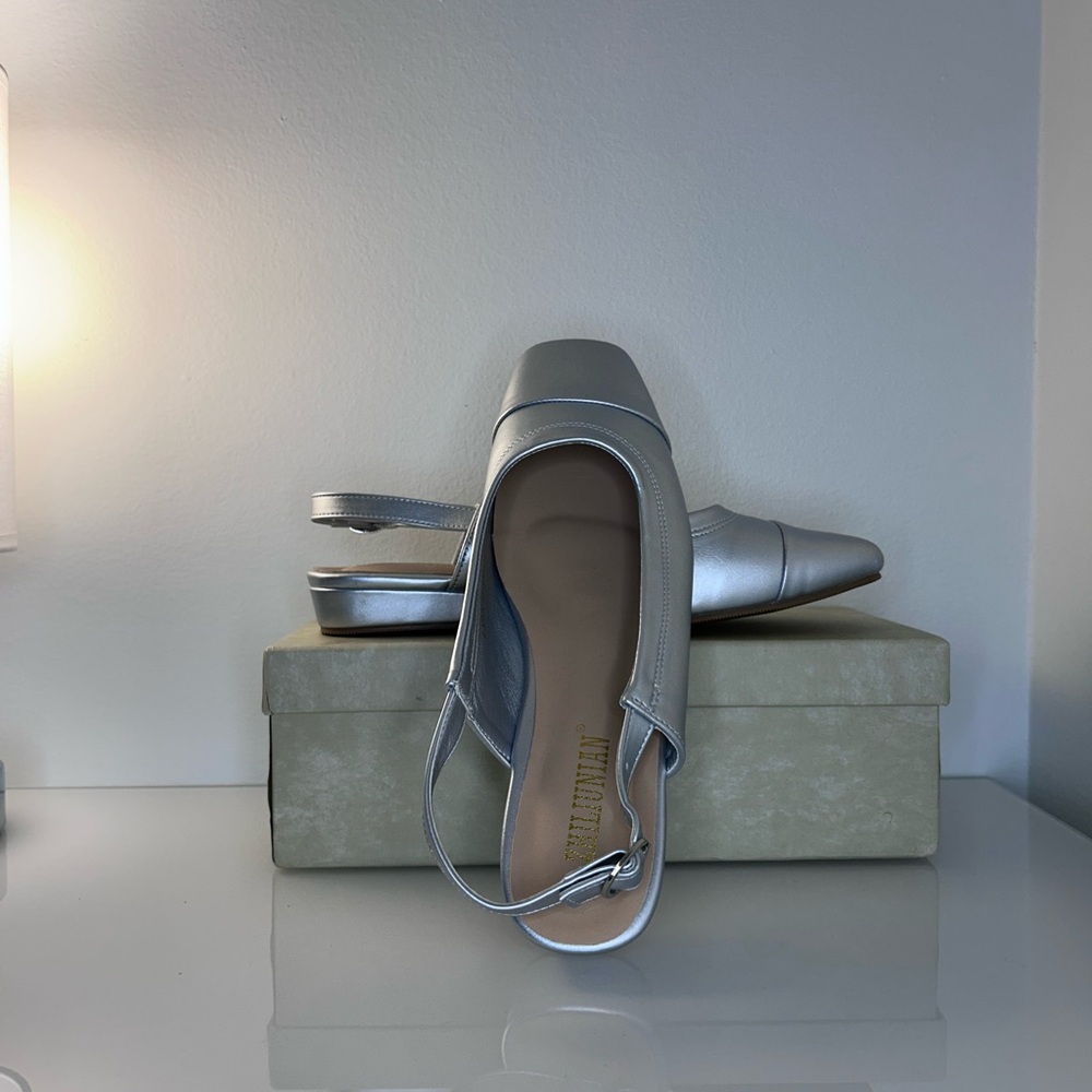 Elegant Silver Women's Slingback Shoes